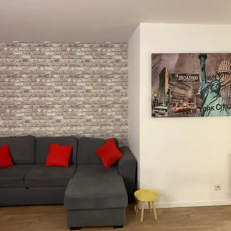 Disney, Very Spacious Comfortable 3 Bedrooms Family Apartment, 8 Pers, Wifi, Netflix *