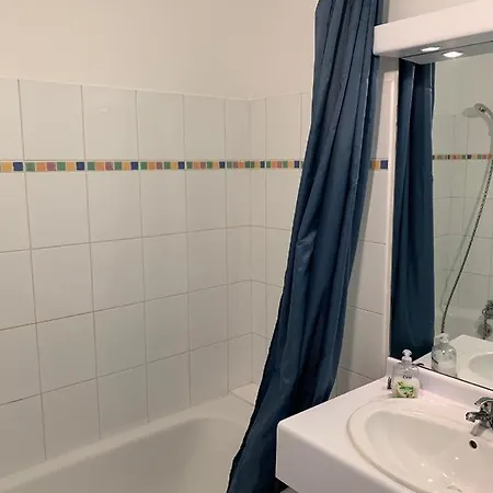 Disney, Very Spacious Comfortable 3 Bedrooms Family Apartment, 8 Pers, Wifi, Netflix 公寓 *