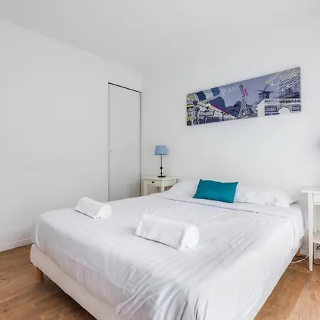 公寓 Disney, Very Spacious Comfortable 3 Bedrooms Family Apartment, 8 Pers, Wifi, Netflix 谢西